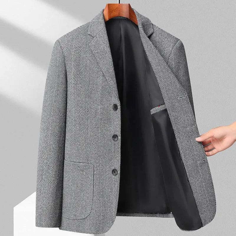 Men's loose fit solid colour wool blend coat for spring and autumn in black, khaki, gray, or dark blue.
