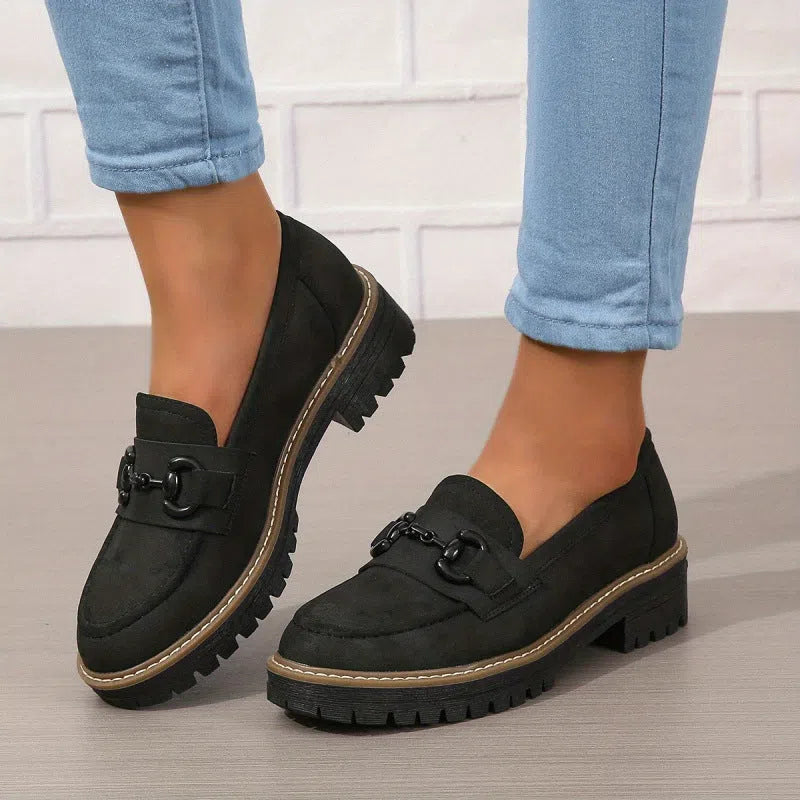 Women's loafers with horsebit decoration, rubber upper, solid colour, fish mouth toe