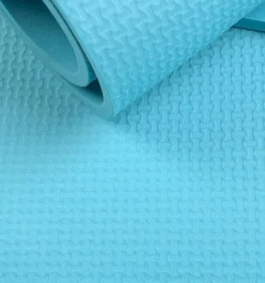 EVA composite yoga mat in red, showing 4mm and 6mm thickness options with anti-skid surface.