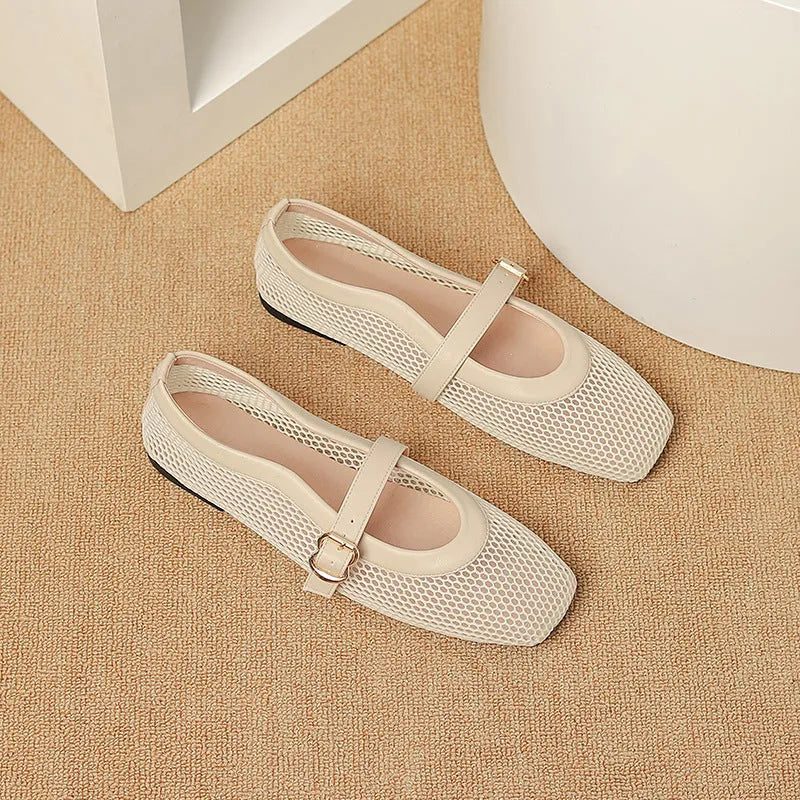 Women's low-heel mesh hiking pump in beige with buckle closure and square toe