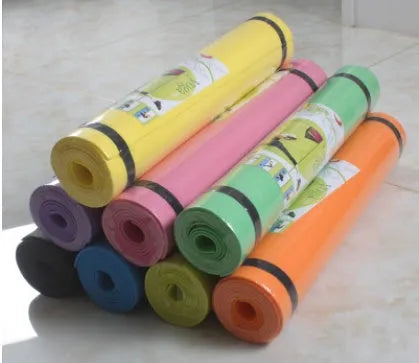 EVA composite yoga mat in red, showing 4mm and 6mm thickness options with anti-skid surface.