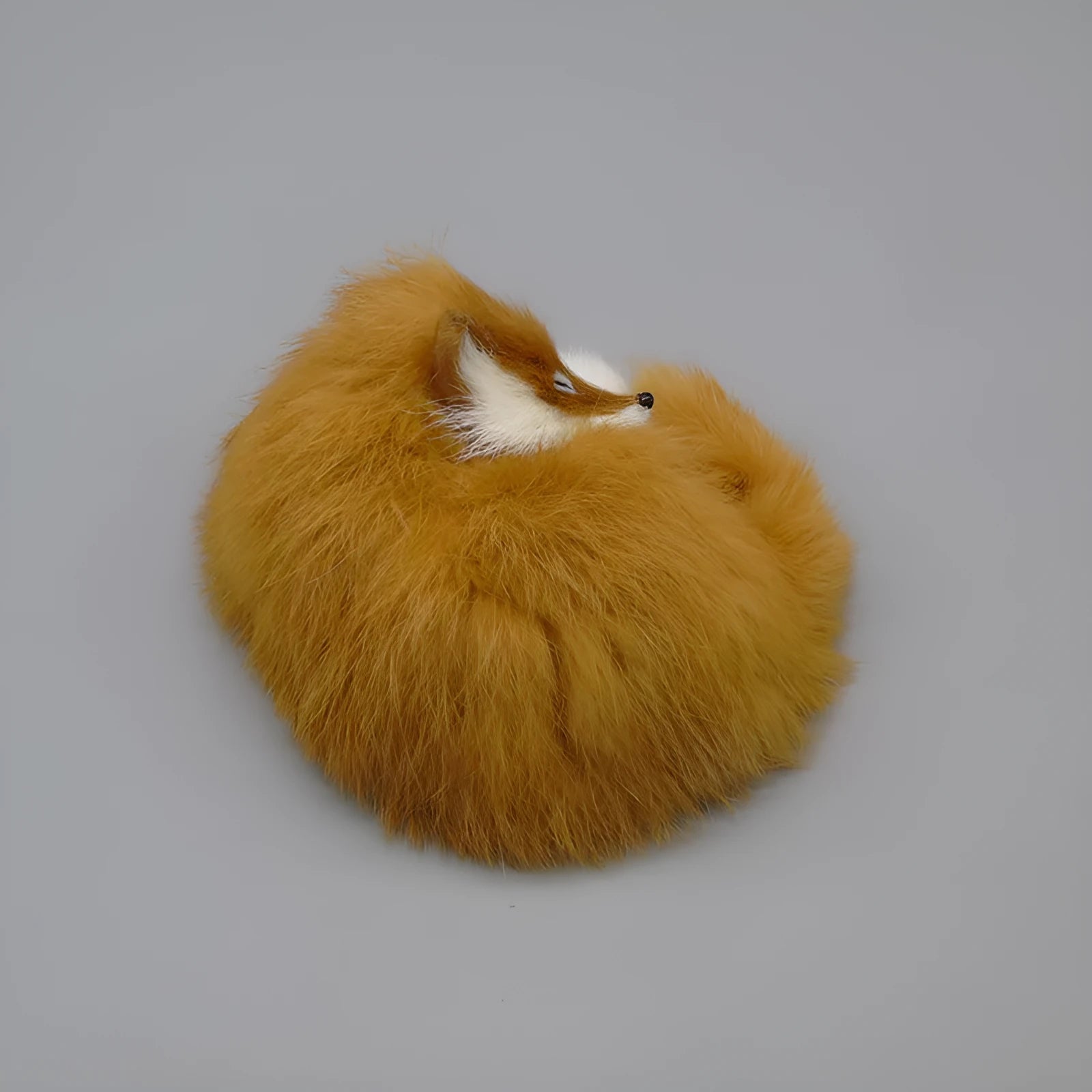 Artificial white fox fur car ornament measuring 15cm for dashboard decoration