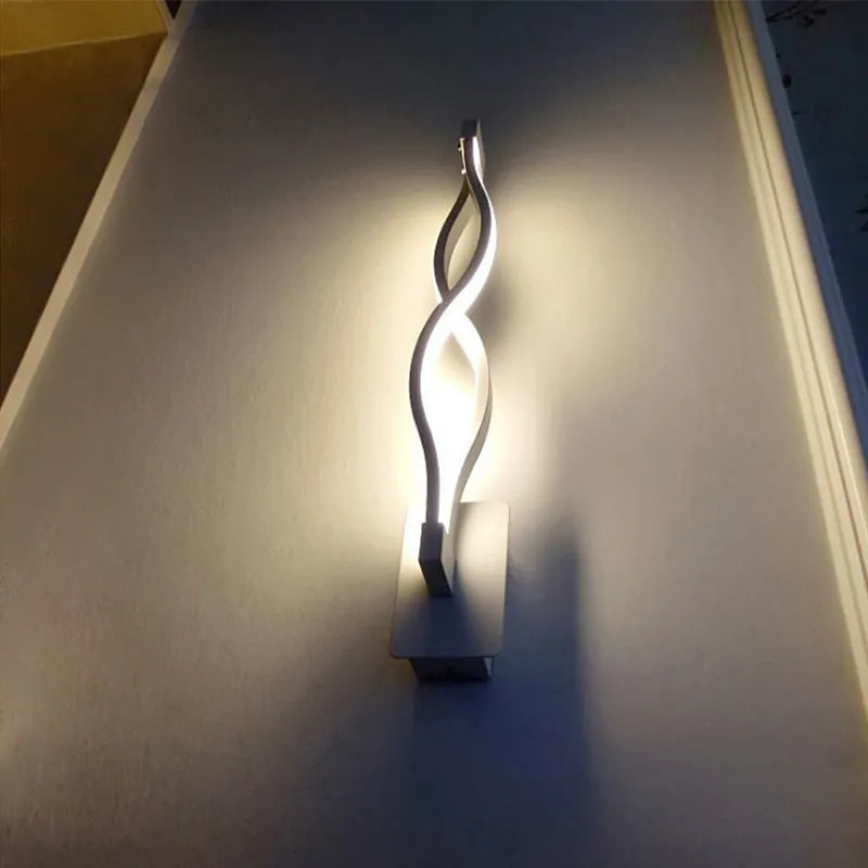 LED aluminum wave wall light 16W with black finish and warm light effect