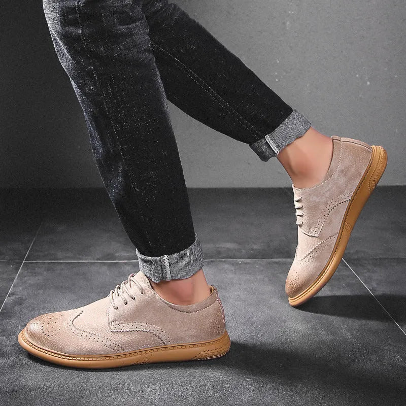 Men's black genuine leather lace-up business shoes with a low top and rubber sole.