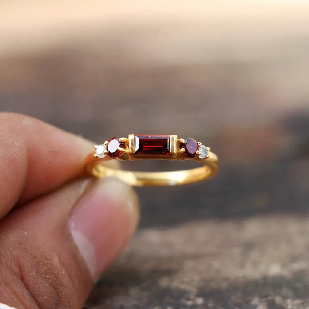 S925 sterling silver ring with redstone inlay on yellow gold band, geometric design, women's US size 7
