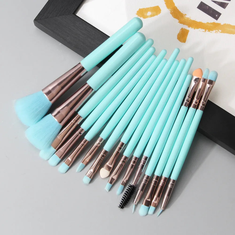 MAANGE 18-piece makeup brush set with fan-shaped cosmetic tools laid out on a table.