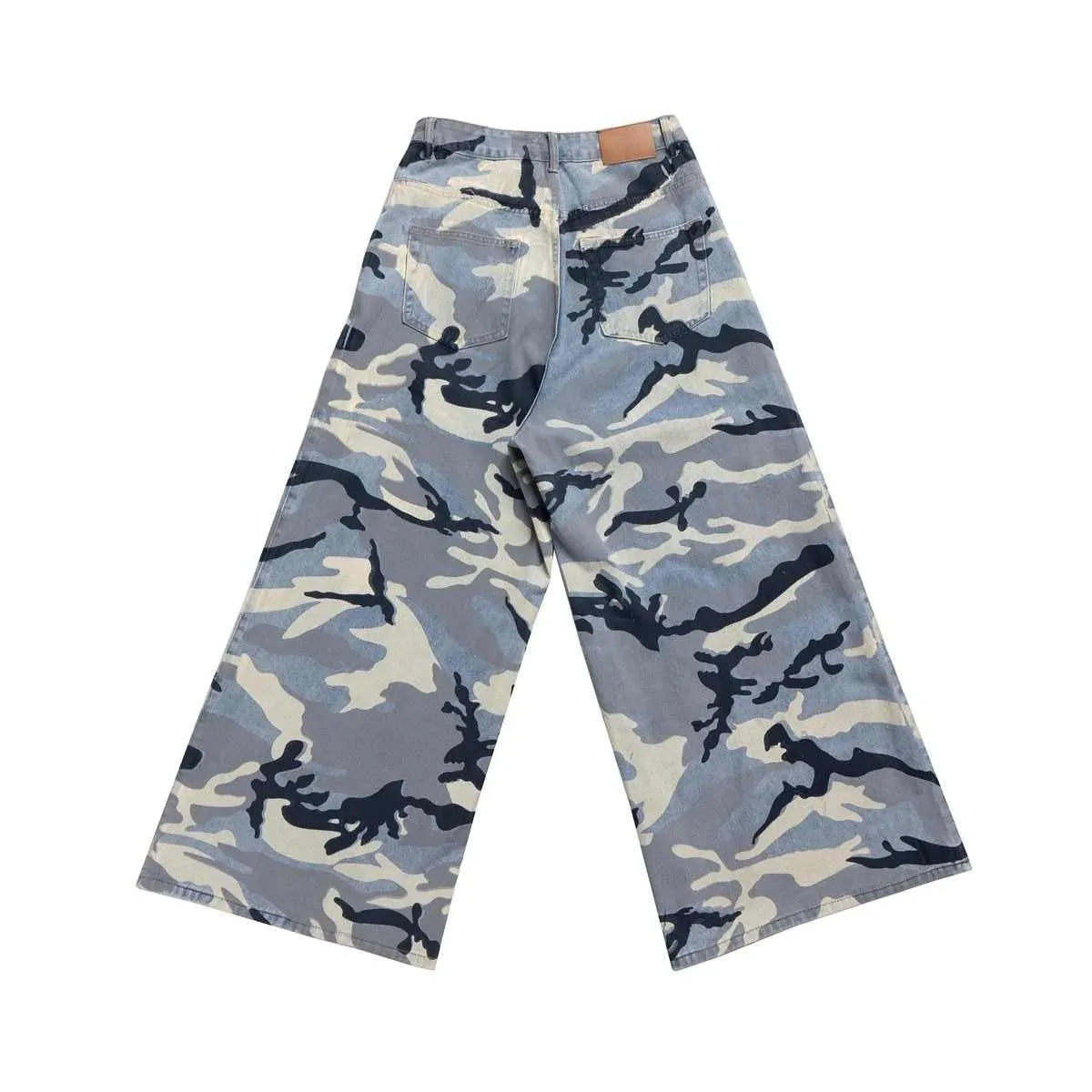 Snow camouflage blue loose fit jeans in cotton elastic denim fabric with mid waist design