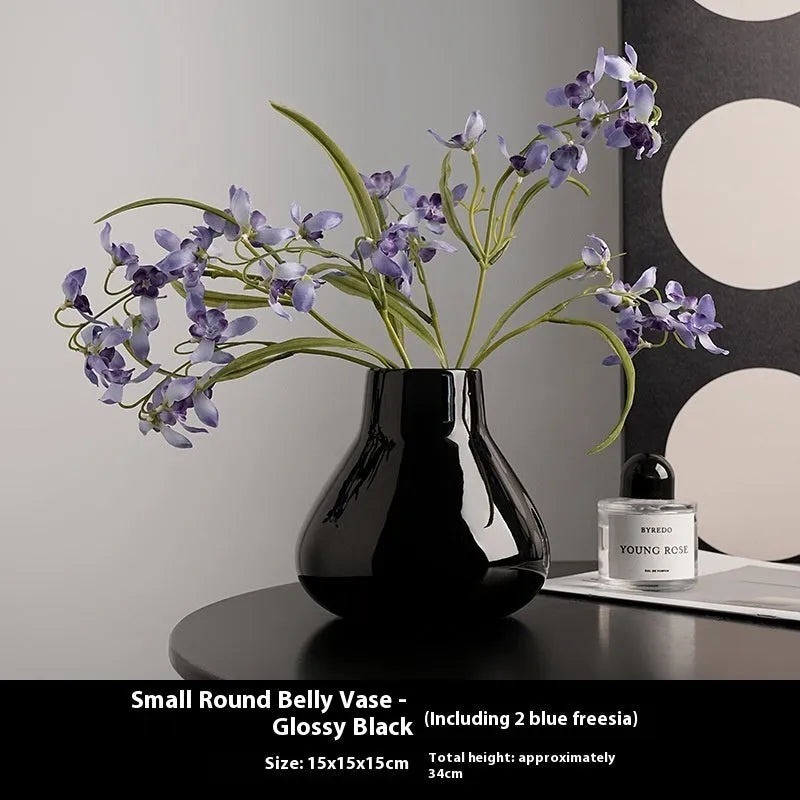 Black and white ceramic round belly French high sense decorative vases with artificial flower arrangements