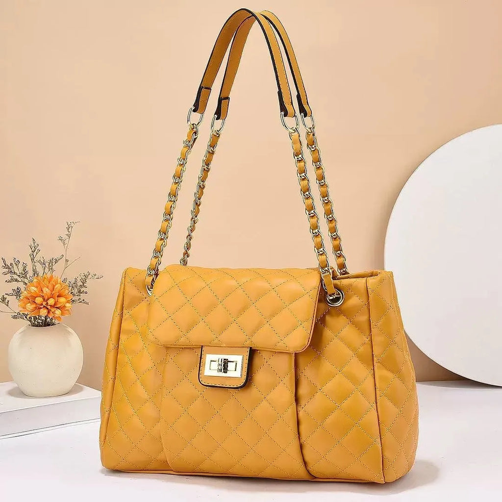 Women's solid colour PU messenger bag with diamond grid pattern and chain detail, horizontal square shape