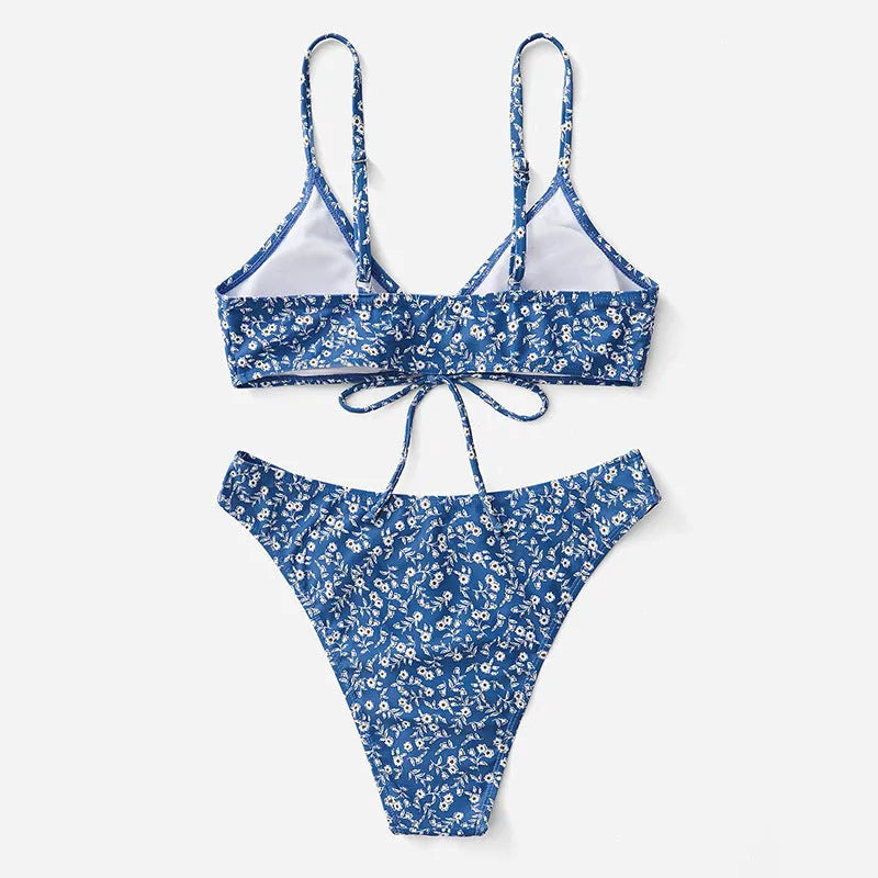 Blue women's three-piece swimsuit set without underwire including top and shorts