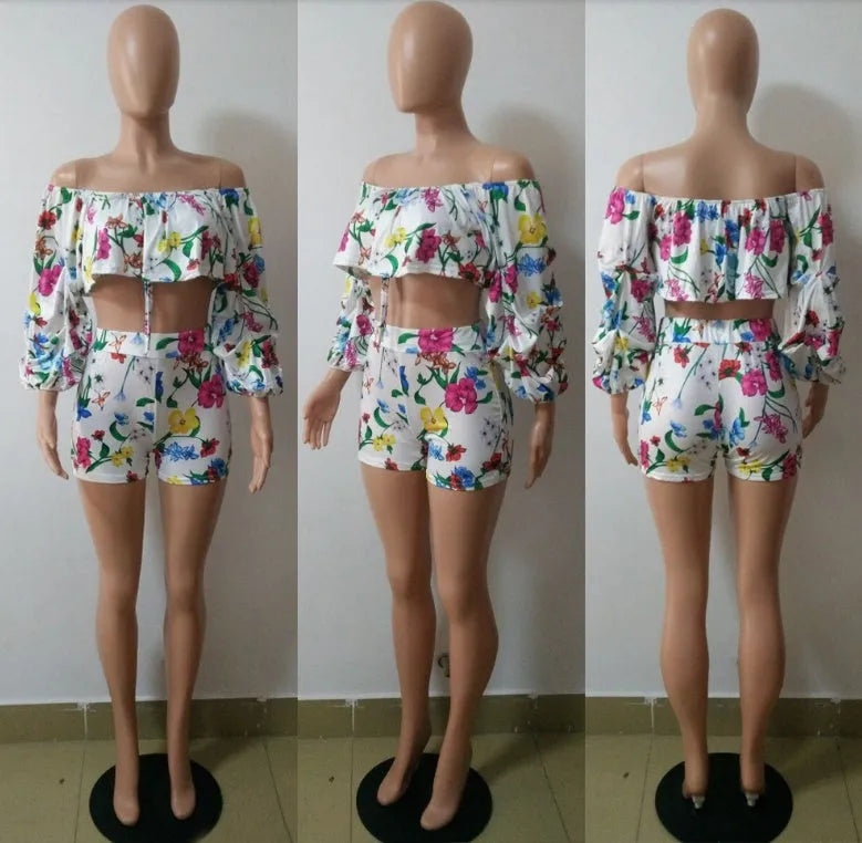 Women's digitally printed two-piece set with long pile sleeves and matching shorts in multicolour pattern