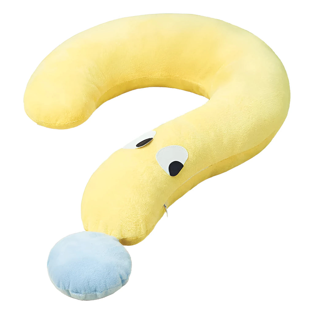 Blue or yellow rectangular pet cushion measuring 62cm by 39cm for cats and dogs