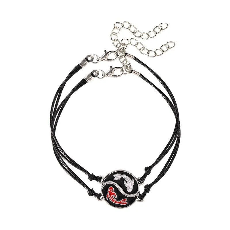 Geometric eight-diagram shaped alloy bracelet with electroplated finish in unisex design