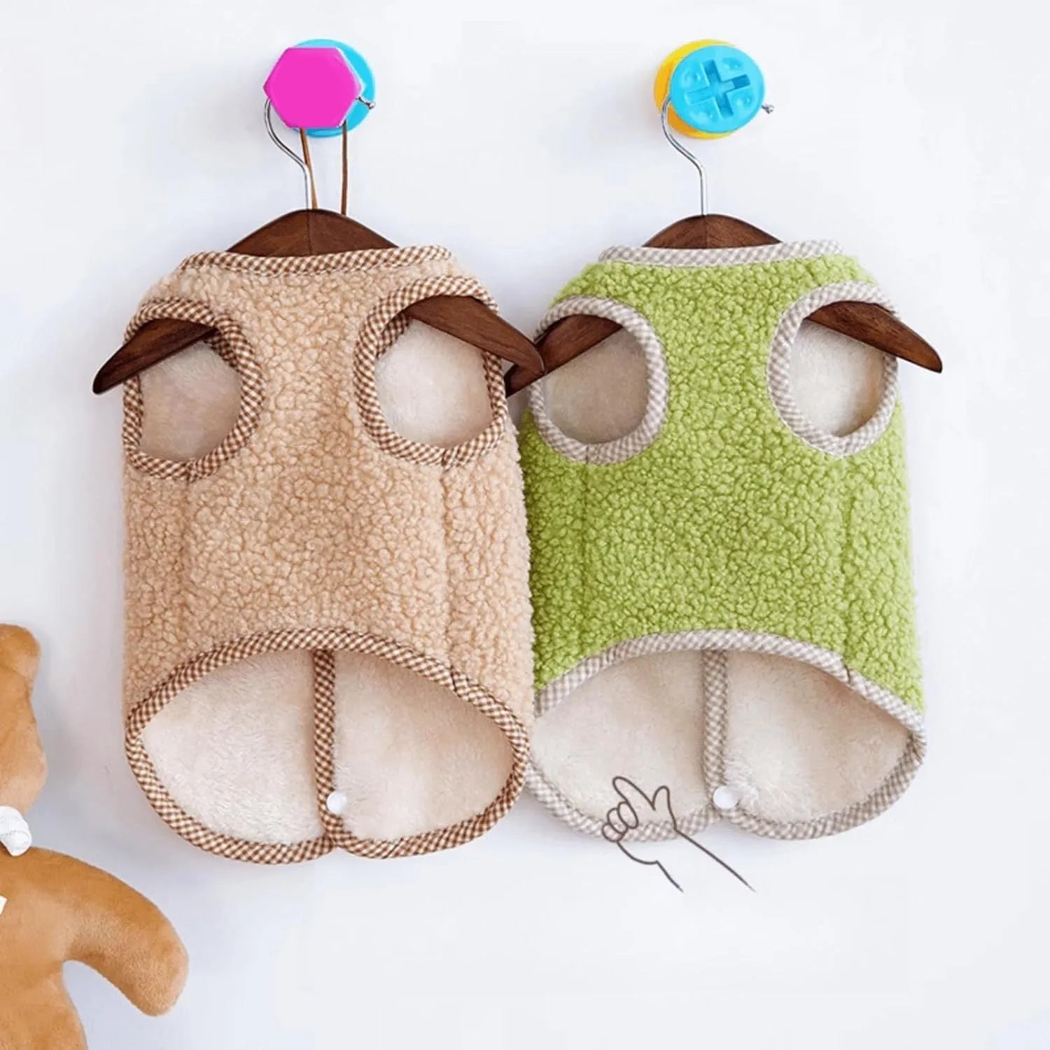Green thickened coral fleece dog vest with a metal leash ring on the back, sized for a small dog.