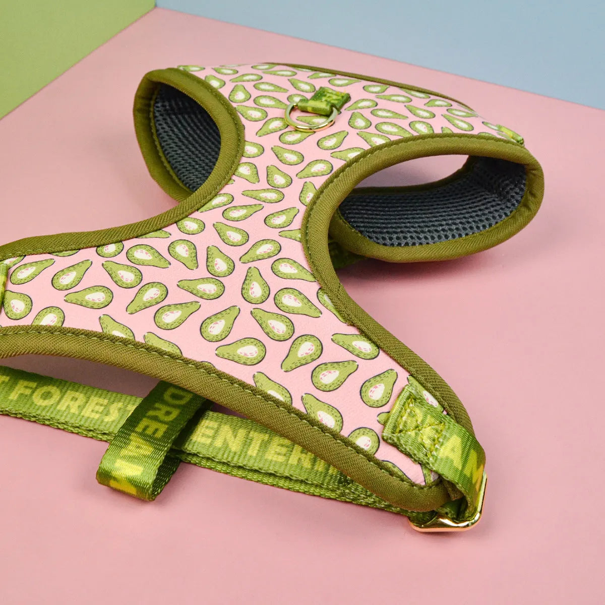 Polyester dog chest-back traction rope in multiple colours for medium and large breeds