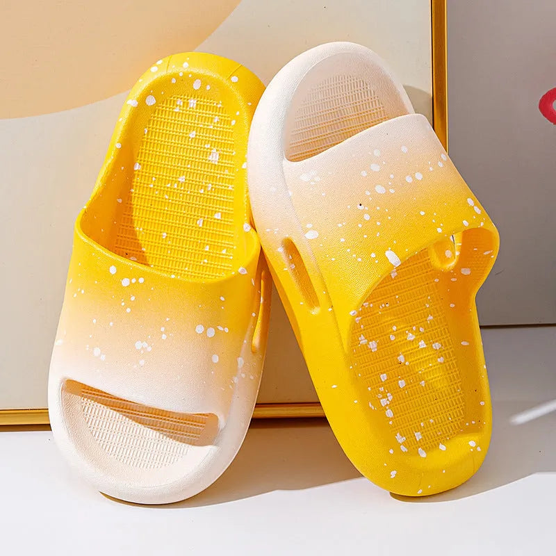 PVC gradient colour slippers for boys and girls with European American style and non-slip sole