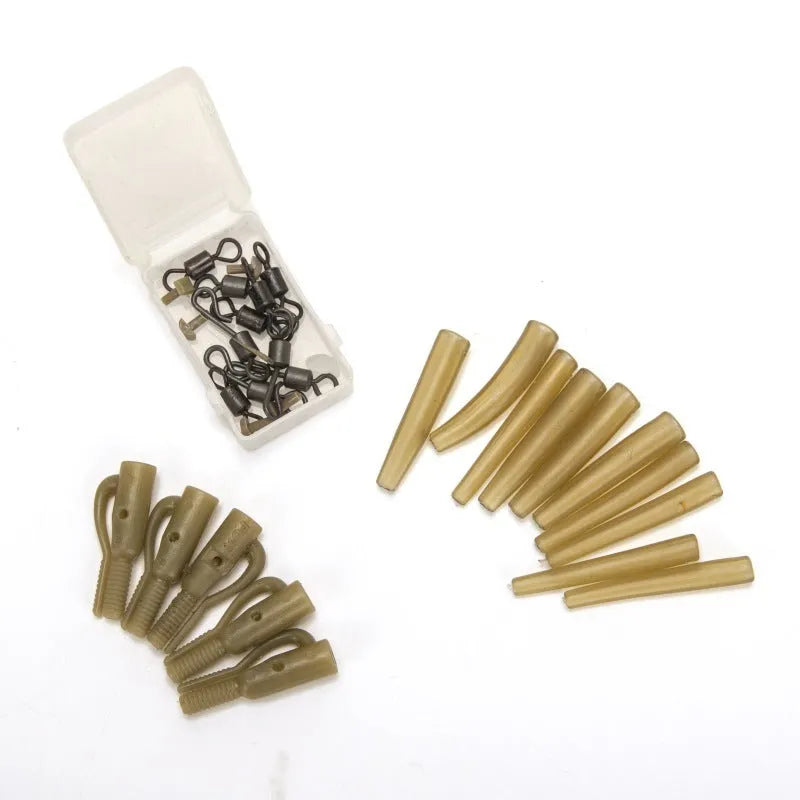 30-piece European carp fishing accessory set showing anti-winding pipes, threaded hoses, rotation pieces and screws