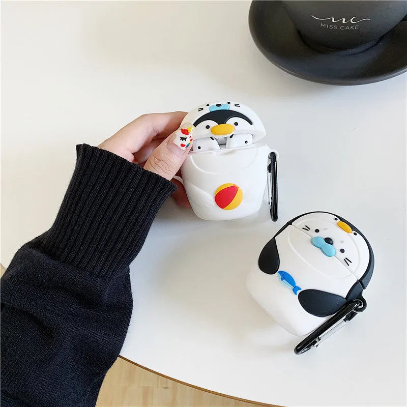 Silicone protective case for AirPods 1 2 generation with cartoon penguin design and hook