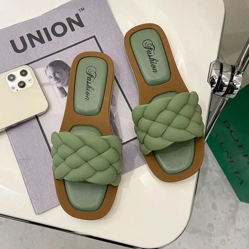 Women's plaid pattern PVC beach sandals with thick non-slip soles in white, green, black, or orange