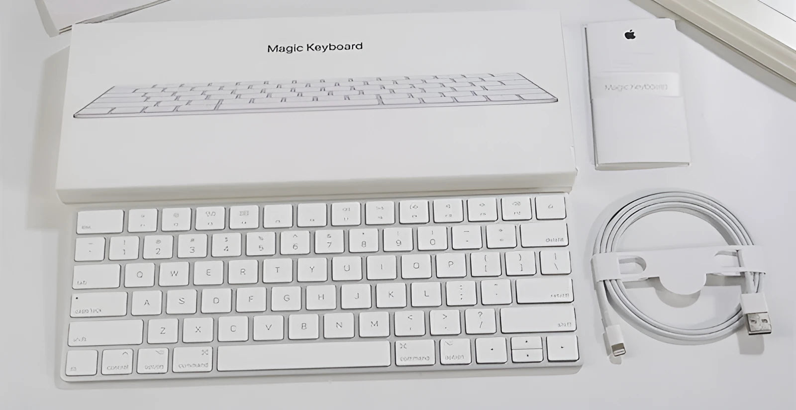 Apple G6 white Bluetooth wireless keyboard with ultra-thin metal case