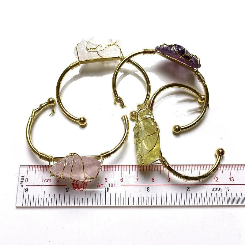 Unshaped natural crystal bracelet with gold winding wire geometric design