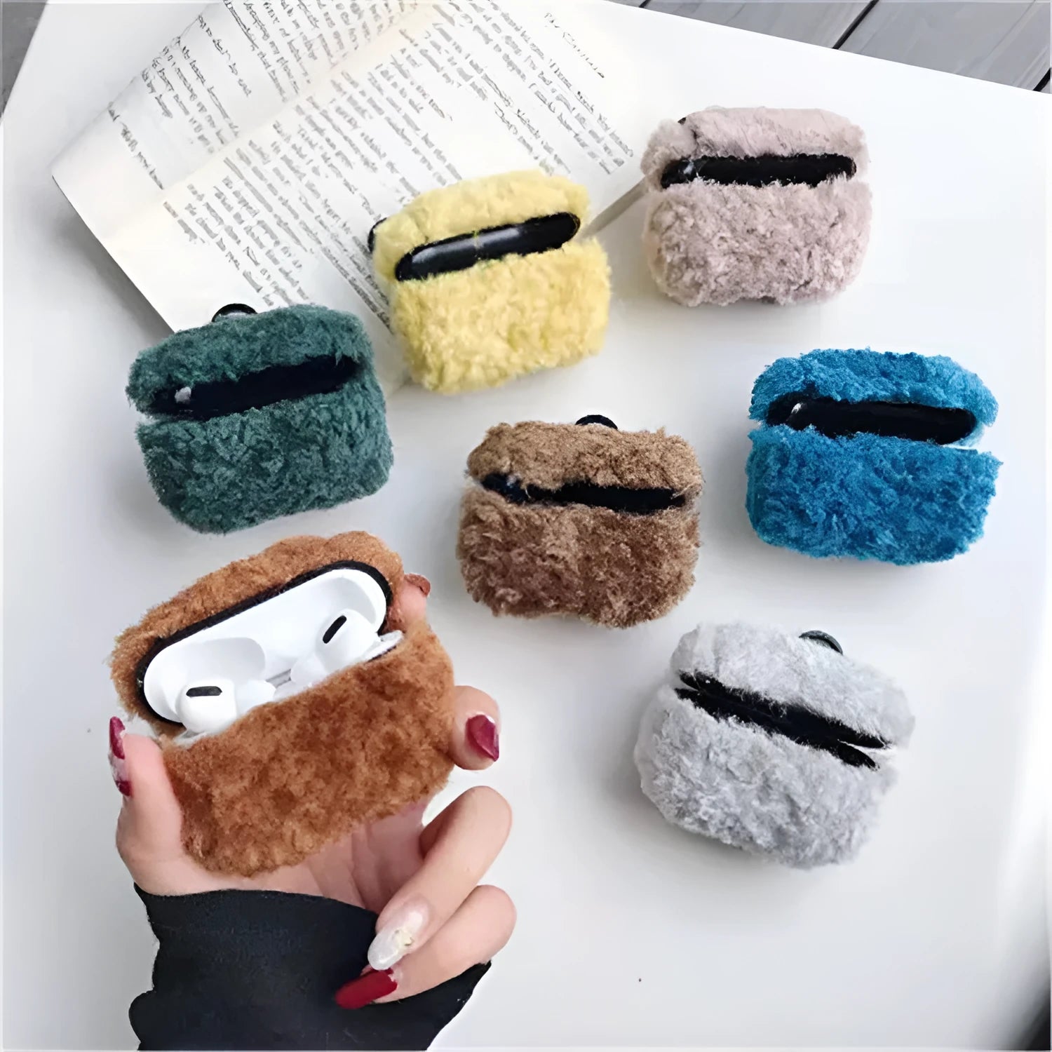 Simple lamb plastic and plush headphone cover for AirPods 1/2/3/Pro3 in green