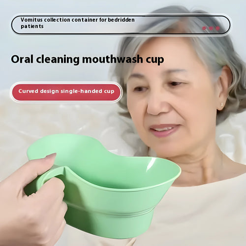 Green plastic gargle cup for bedridden elderly patients nursing care oral hygiene