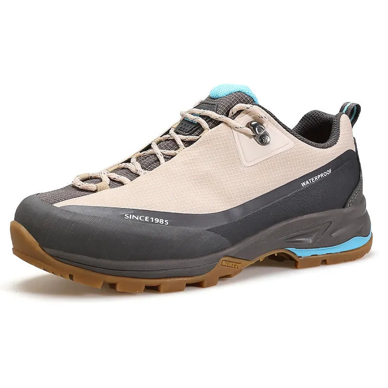 Men's low-top mountain climbing shoes with leather mesh upper and non-slip rubber soles