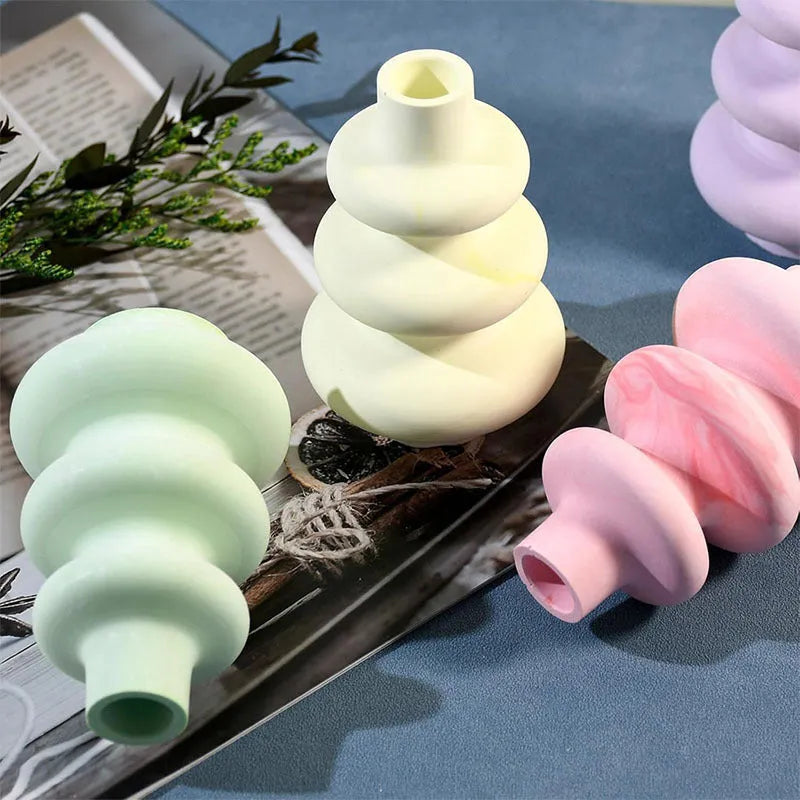 Three-layer circle vase silicone mould showing irregular shape in modern simplicity style