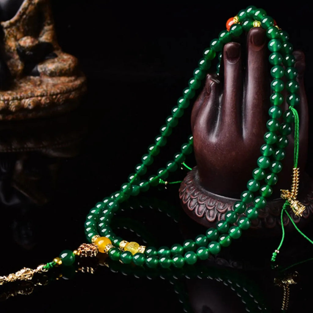 Brazil natural green agate multi-circle bracelet showing stone details and certificate