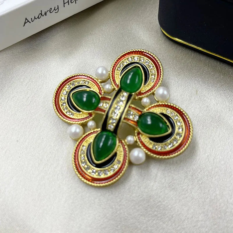 Medieval baroque cross crystal brooch in zinc alloy with retro design