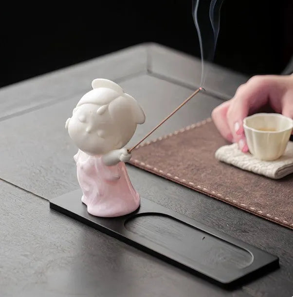 Ceramic court attendant incense burner decoration in traditional colours