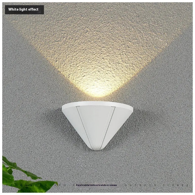Black Bird's Nest design aluminium alloy LED courtyard lamp with IP65 waterproof rating for outdoor and bedroom use.