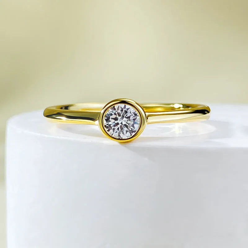 Minimalist silver crown ring with line detailing, shown in gold or platinum electroplated finish.