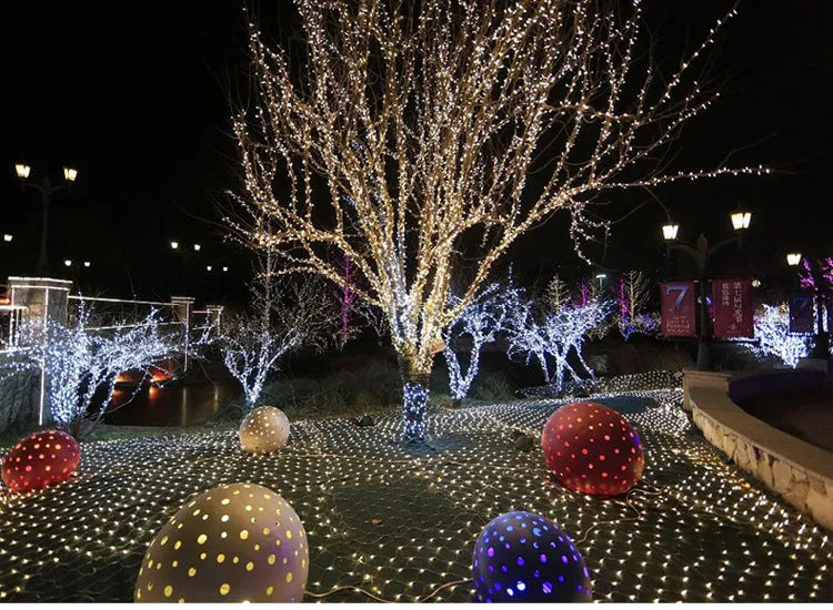 Outdoor fishnet LED string lights 3x2m 192 LEDs IP44 dimmable warm white Christmas decoration