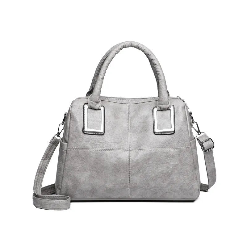 Women's large capacity crossbody shoulder bag in horizontal square shape with internal organisation