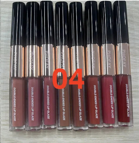 C-L021 double-head lip gloss showing two applicator wands and non-stick cup design