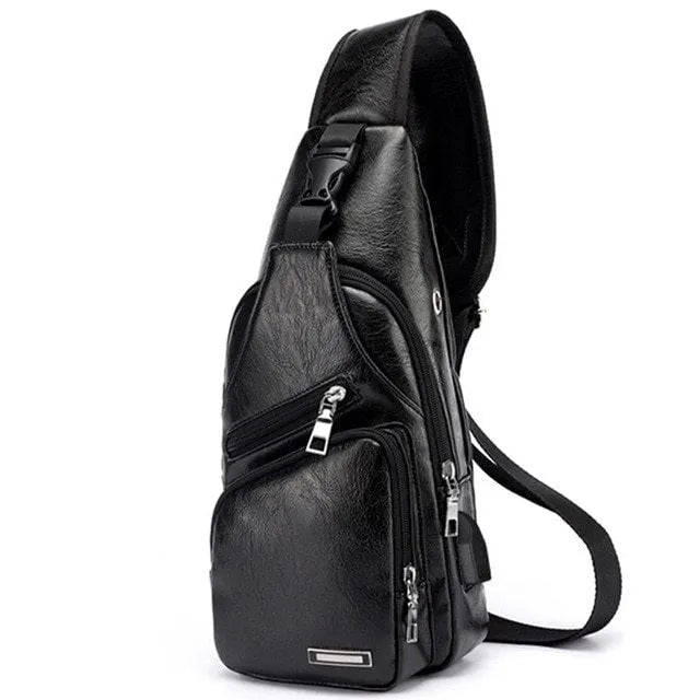Waterproof one-shoulder messenger bag in black PU fabric, 17x35x6cm, with main and secondary pockets