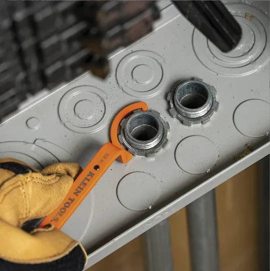 Three-piece magnetic suction wrench kit showing orange, grey, and black tools with different dimensions