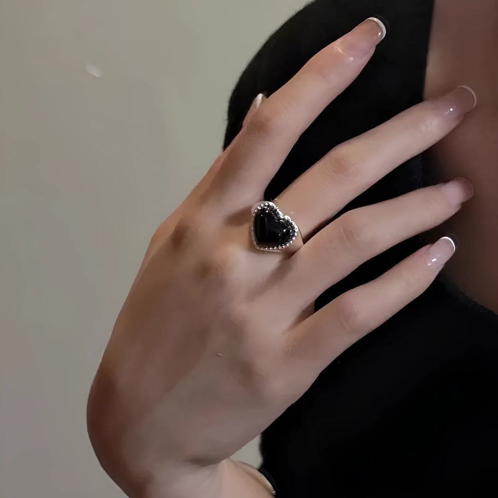 S925 sterling silver ring with black heart agate stone and adjustable open mouth