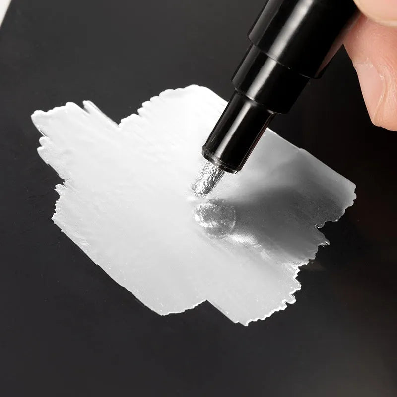 Mirror marker pen with waterproof ink in 1mm and 2mm tip sizes for writing on glass surfaces