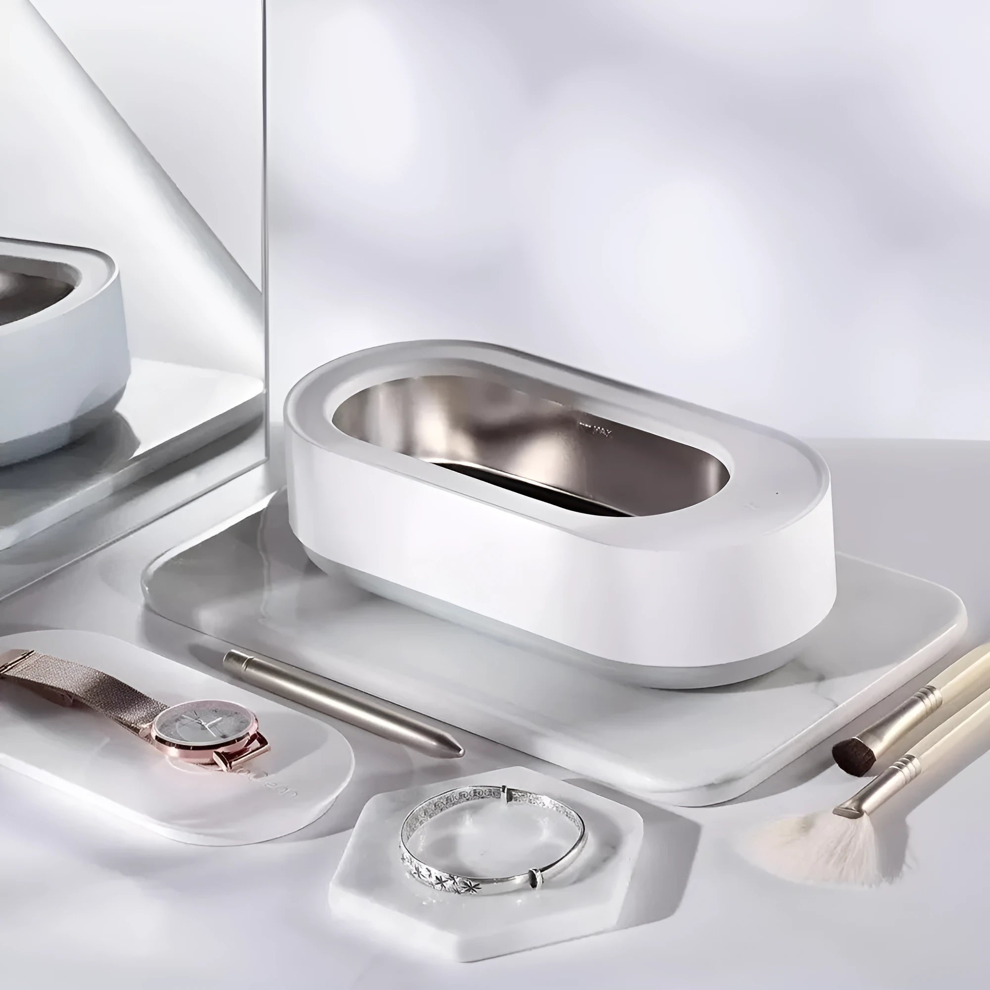 White portable ultrasonic cleaner with stainless steel tank for jewellery glasses watch cleaning