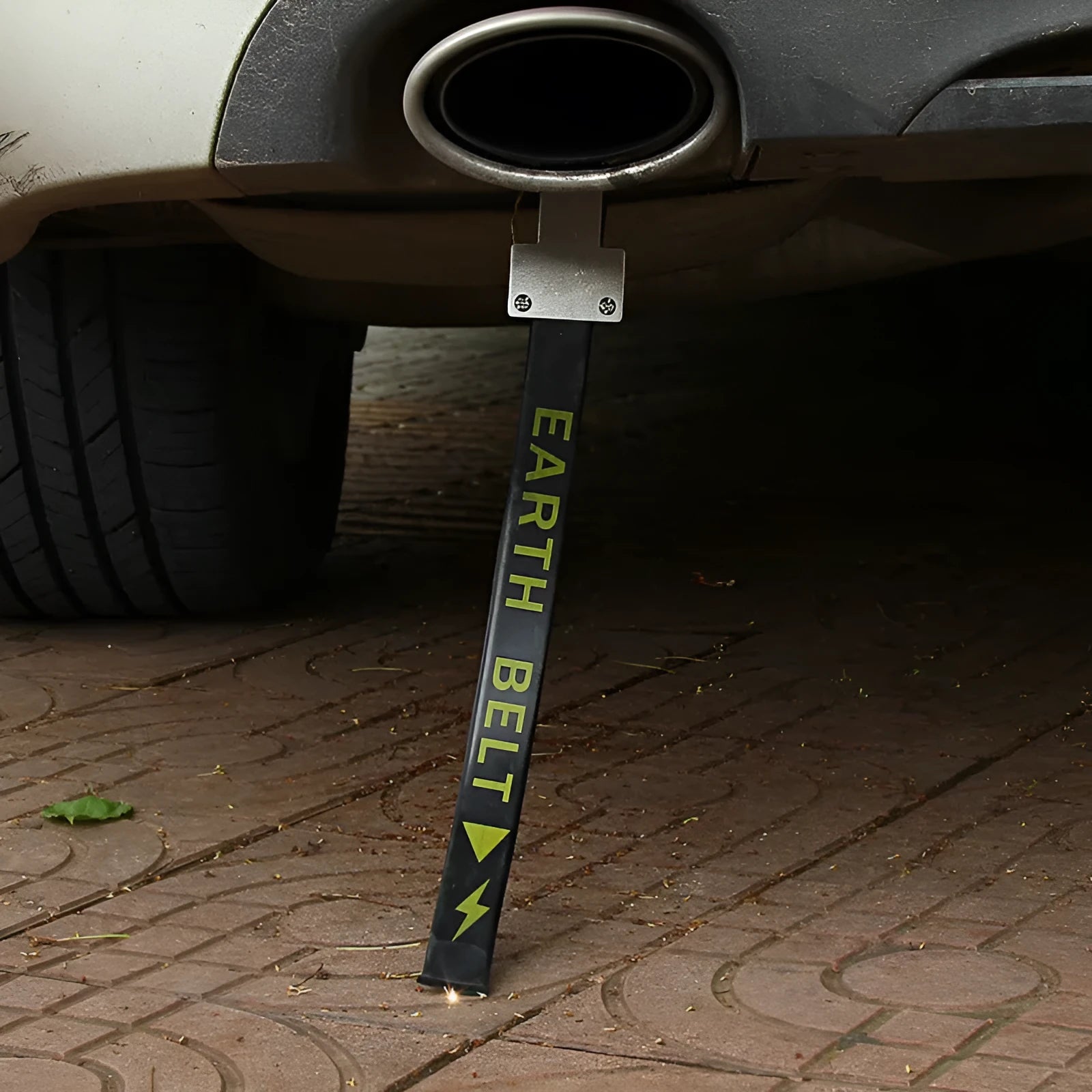Black car electrostatic grounding belt with rubber casing and copper wire, 370mm long