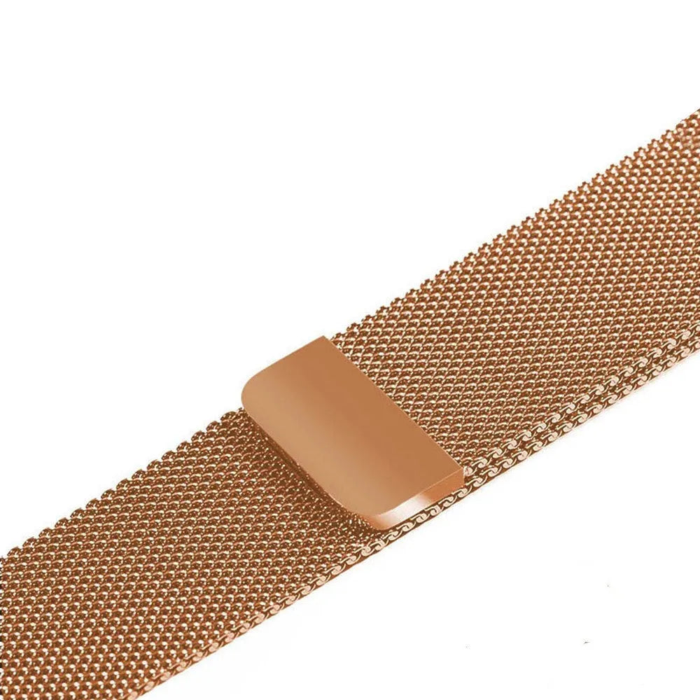 Stainless steel metal watch strap with links, shown in silver, for 38mm and 42mm watch cases.
