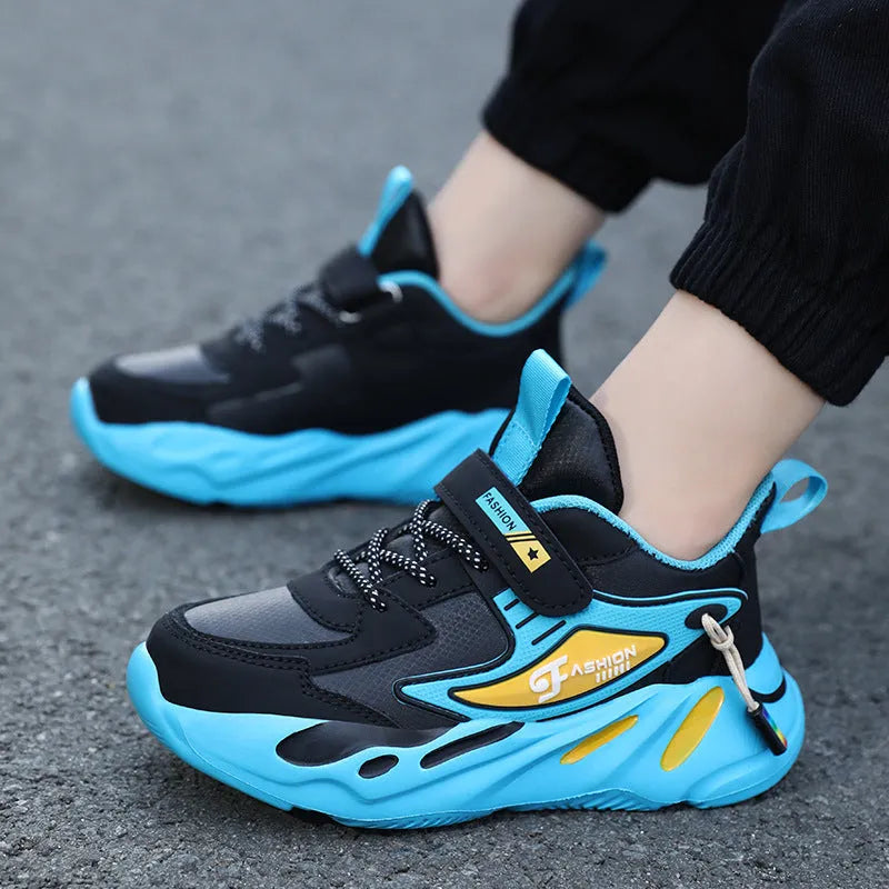 Boy's dark blue and black Velcro-fastened platform sports running shoes with breathable mesh upper.