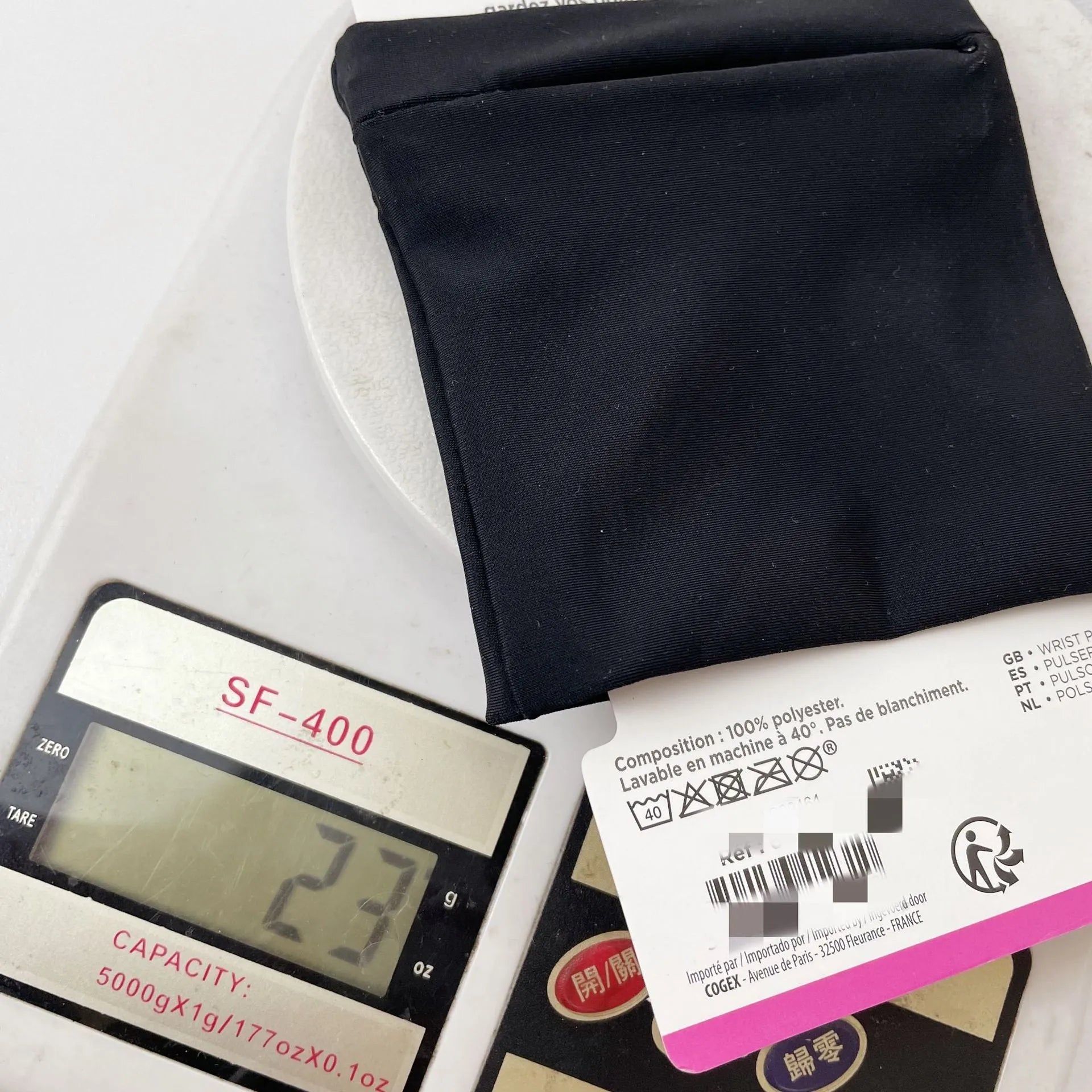 Waterproof wrist bag armband sleeve for mobile phone, shown with dimensions 10cm by 10.5cm.