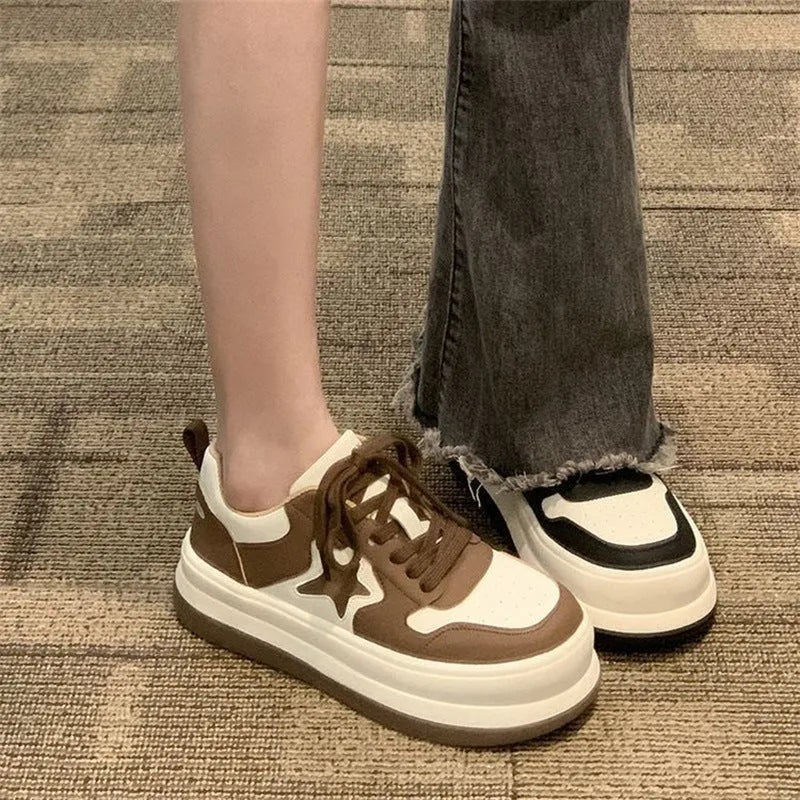 Women's casual lace-up heightening sneakers with star round head design in black, rubber sole, cloth lining