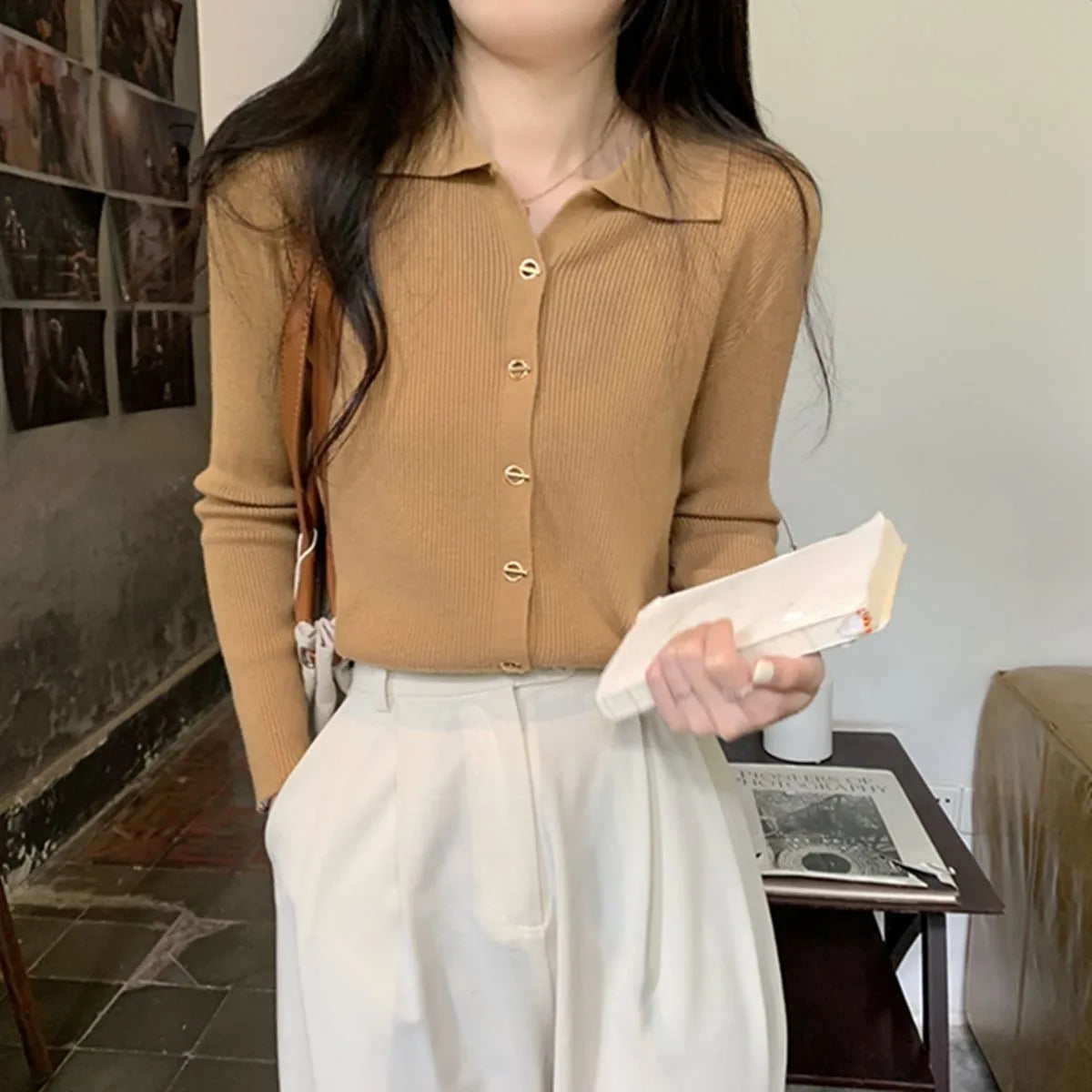 Gentle long-sleeved viscose knitted cardigan top in loose free size