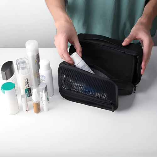 Multi-functional wet dry separation storage bag in Oxford cloth with 20L capacity for toiletries organisation