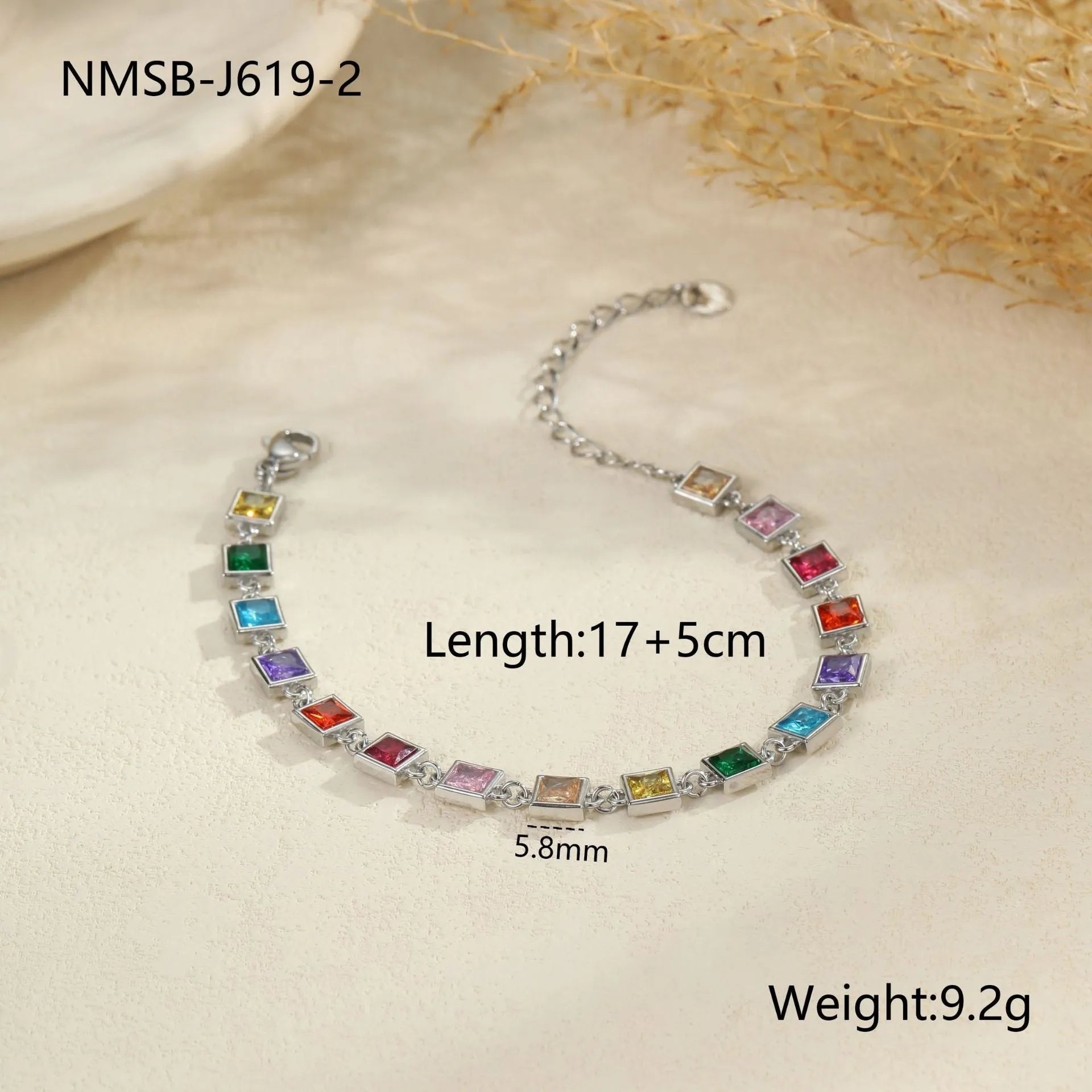 Women's 18K stainless steel bracelet in gold or silver with geometric heart, circle or square designs